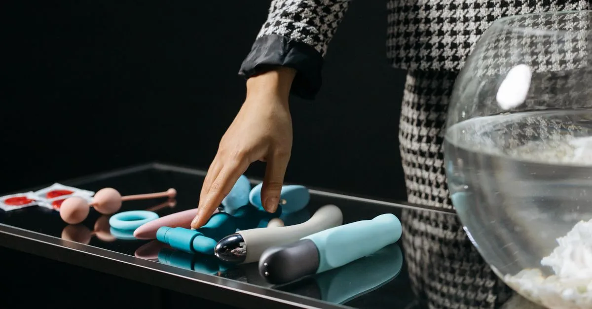 découvrez notre sélection de dildo réalistes, conçus pour offrir une expérience authentique et agréable grâce à leur texture et forme fidèlement reproduites.