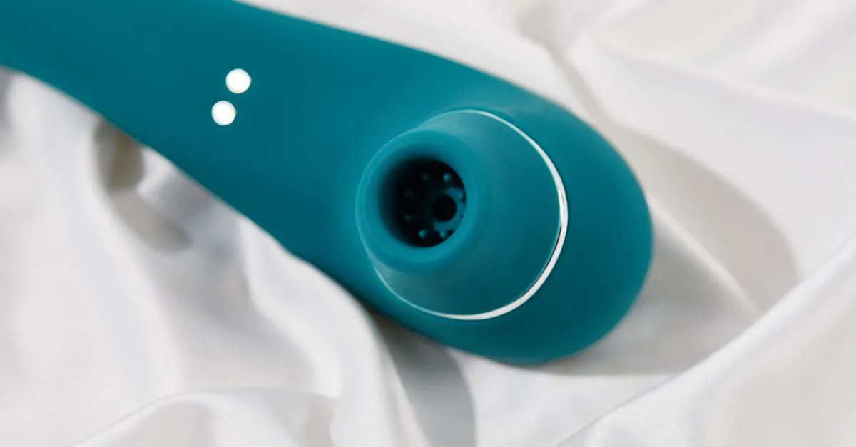 découvrez une comparaison détaillée entre le satisfyer pro 2 et le womanizer next, mettant en avant leurs fonctionnalités innovantes pour une expérience unique.