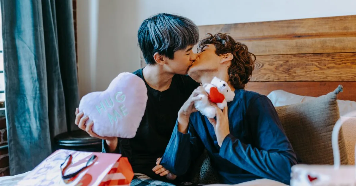 découvrez comment acheter un sextoy avec votre partenaire pour enrichir votre complicité et pimenter votre vie intime en toute confiance.