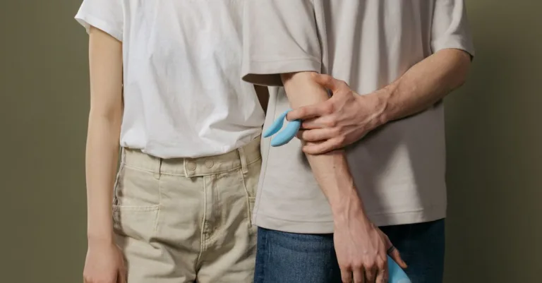 découvrez un stimulateur clitoridien doux, conçu pour offrir des sensations délicates et un plaisir tout en douceur.